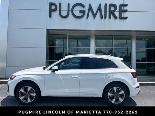 2022 Audi Q5 40 Premium Plus