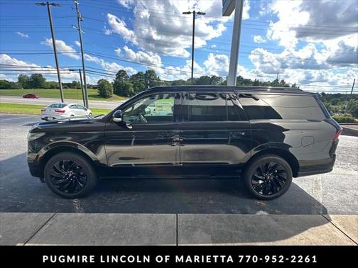 2025 Lincoln Navigator Reserve