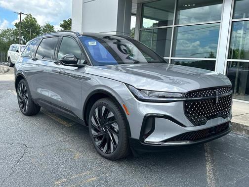 2025 Lincoln Nautilus Reserve