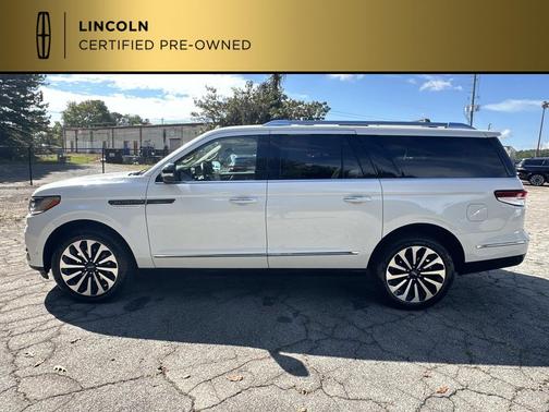 2023 Lincoln Navigator Reserve