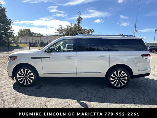 2023 Lincoln Navigator Reserve