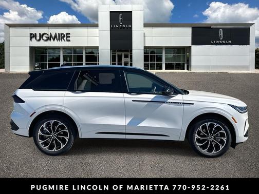 2025 Lincoln Nautilus Reserve