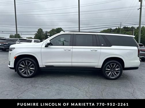 Crystal White Tricoat 2022 Cadillac Escalade ESV Sport