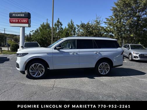 2025 Lincoln Navigator Reserve