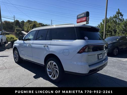 2025 Lincoln Navigator Reserve