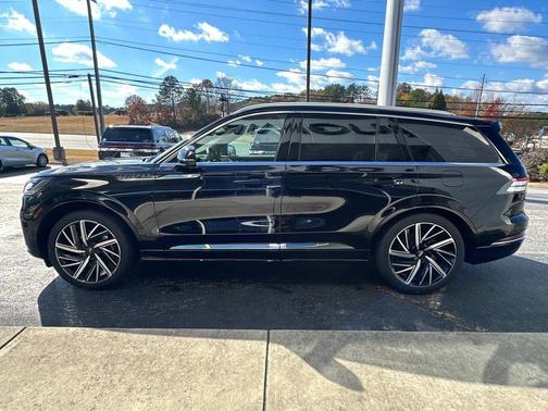 2025 Lincoln Aviator Black Label AWD