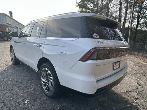 2025 Lincoln Navigator Reserve