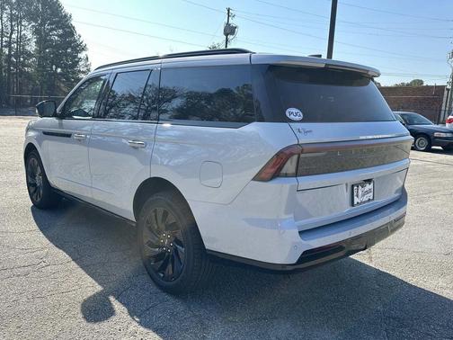 2026 Lincoln Navigator Reserve