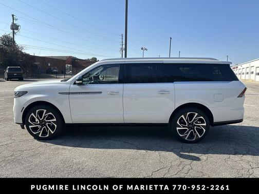 2026 Lincoln Navigator Reserve