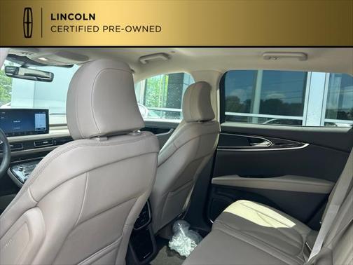 2022 Lincoln Nautilus Standard