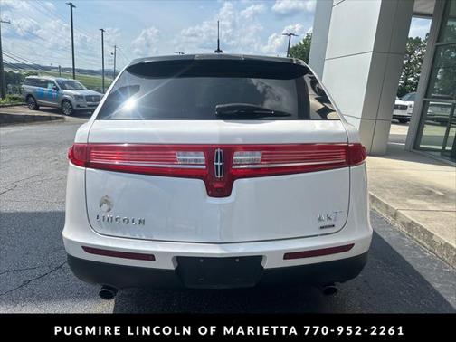 2016 Lincoln MKT EcoBoost