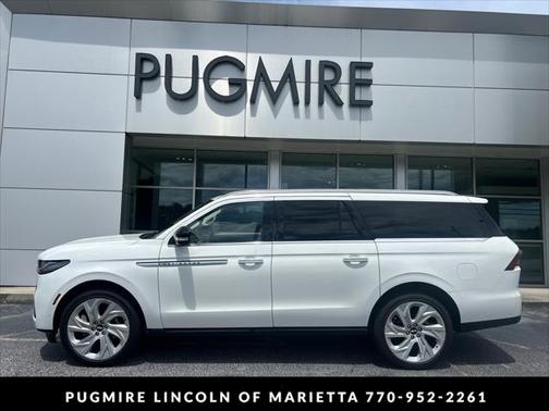 2025 Lincoln Navigator Reserve
