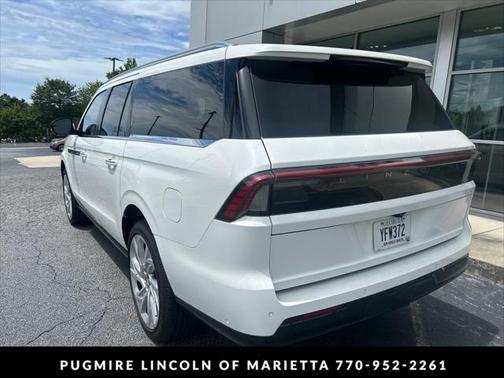 2025 Lincoln Navigator Reserve
