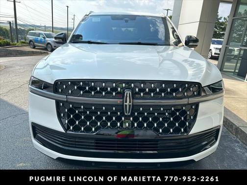 2025 Lincoln Navigator Black Label