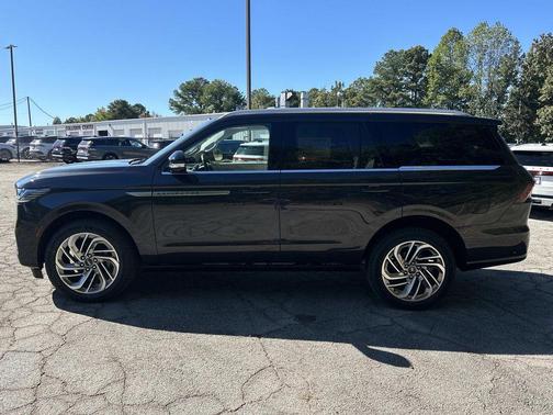 2025 Lincoln Navigator Reserve