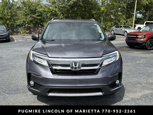 2022 Honda Pilot Touring 8-Passenger