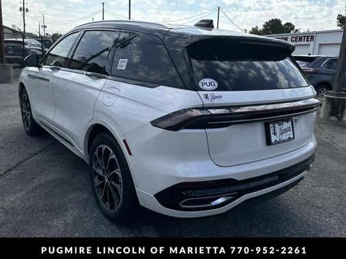 2025 Lincoln Nautilus Reserve
