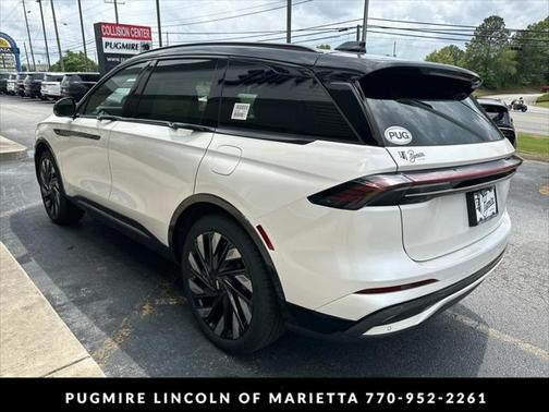 2025 Lincoln Nautilus Reserve