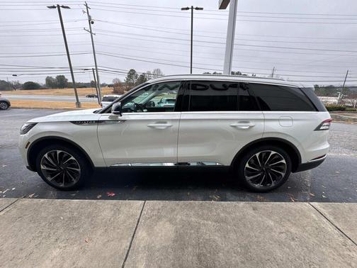 2025 Lincoln Aviator Reserve