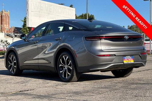 2025 Toyota Crown XLE