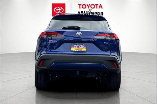 2025 Toyota Corolla Cross XLE