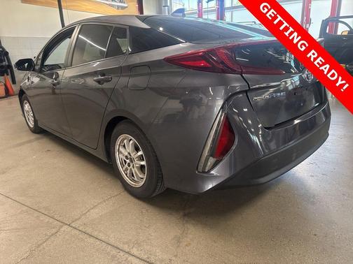 2022 Toyota Prius Prime XLE