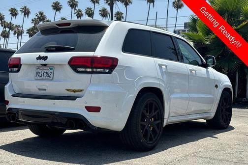 Bright White 2018 Jeep Grand Cherokee Trackhawk