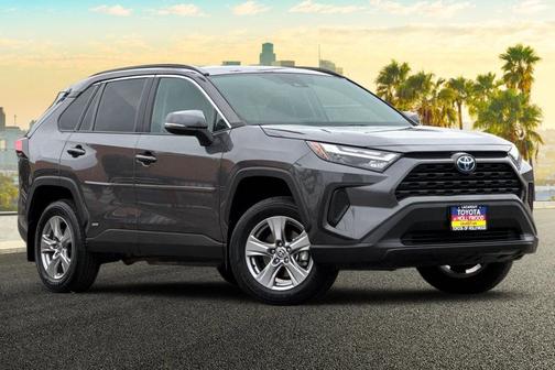 2024 Toyota RAV4 Hybrid XLE