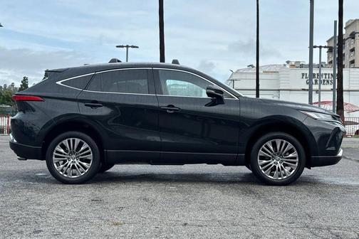 2024 Toyota Venza XLE