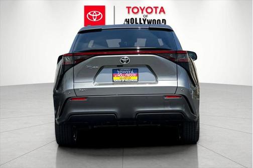 2025 Toyota bZ4X XLE