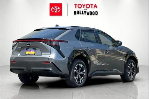 2025 Toyota bZ4X XLE