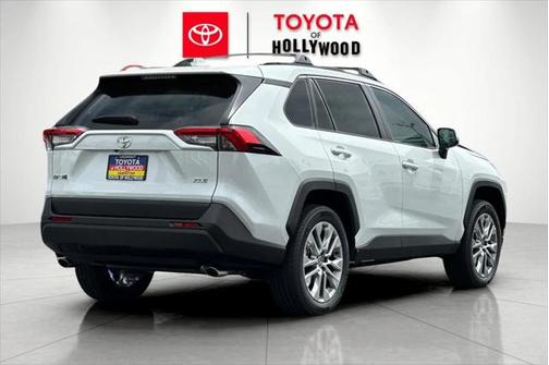 2025 Toyota RAV4 XLE Premium