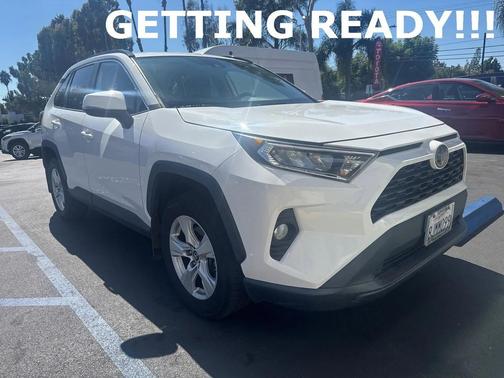 2019 Toyota RAV4 XLE