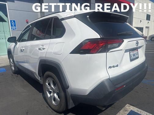 2019 Toyota RAV4 XLE