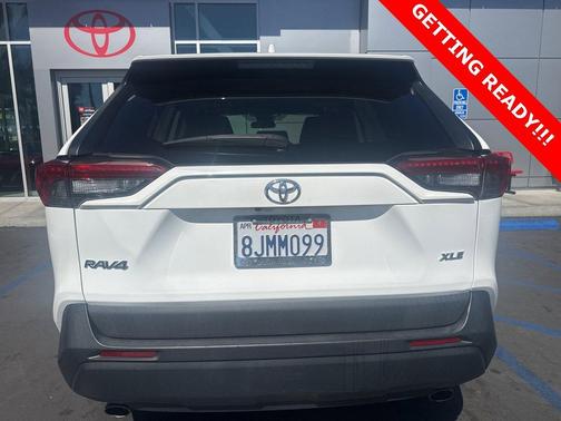 2019 Toyota RAV4 XLE