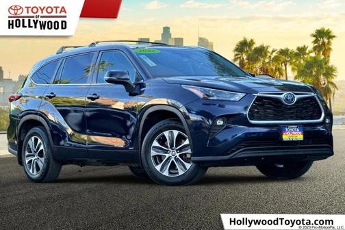 2022 Toyota Highlander Hybrid XLE