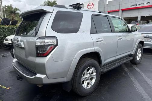 2024 Toyota 4Runner SR5