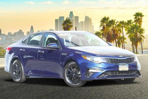 Photo 2 of 28 of 2020 Kia Optima LX
