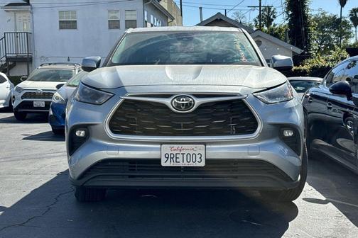 2025 Toyota Highlander LE