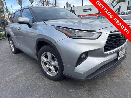 2025 Toyota Highlander LE