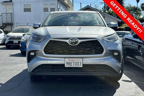 2025 Toyota Highlander LE