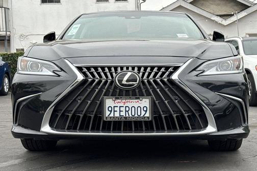 Caviar 2023 Lexus ES 350 Base