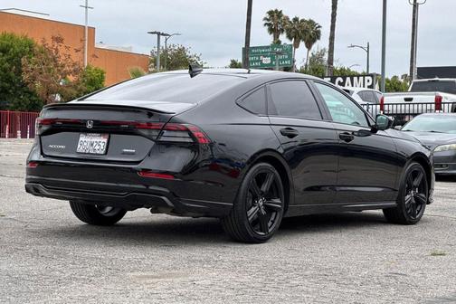 Crystal Black Pearl 2023 Honda Accord Hybrid Sport-L