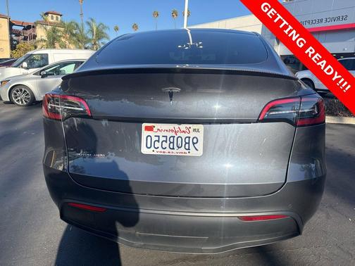 2022 Tesla Model Y Performance Dual Motor All-Wheel Drive