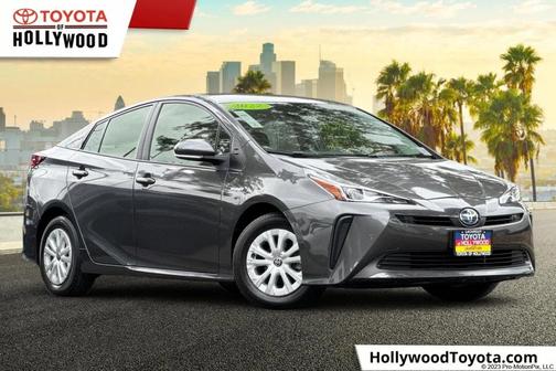 2022 Toyota Prius LE