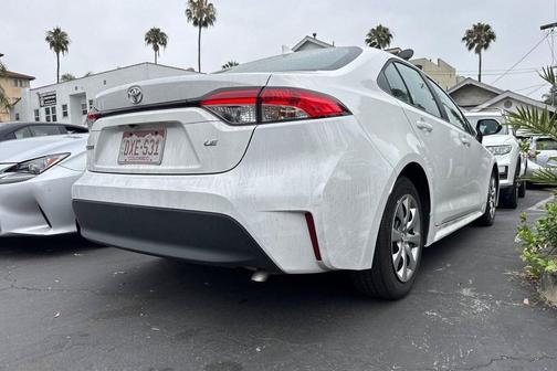 Ice 2025 Toyota Corolla LE