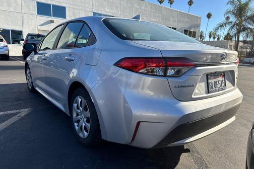2020 Toyota Corolla LE