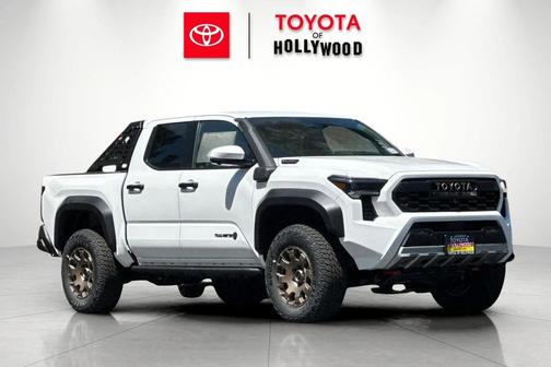 2025 Toyota Tacoma Hybrid Trailhunter