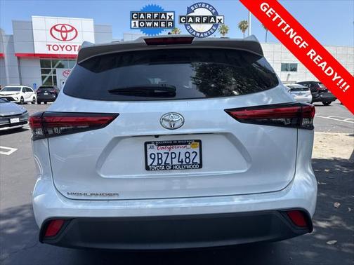 2022 Toyota Highlander L