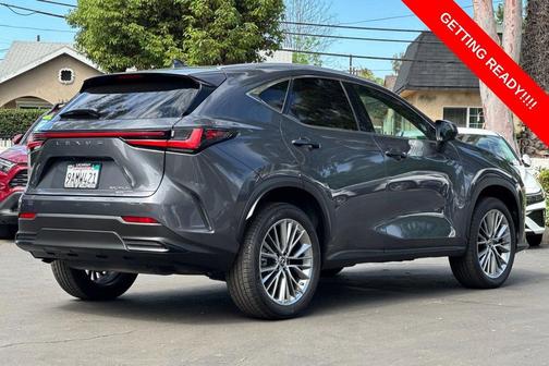 Atomic Silver 2022 Lexus NX 350h Luxury